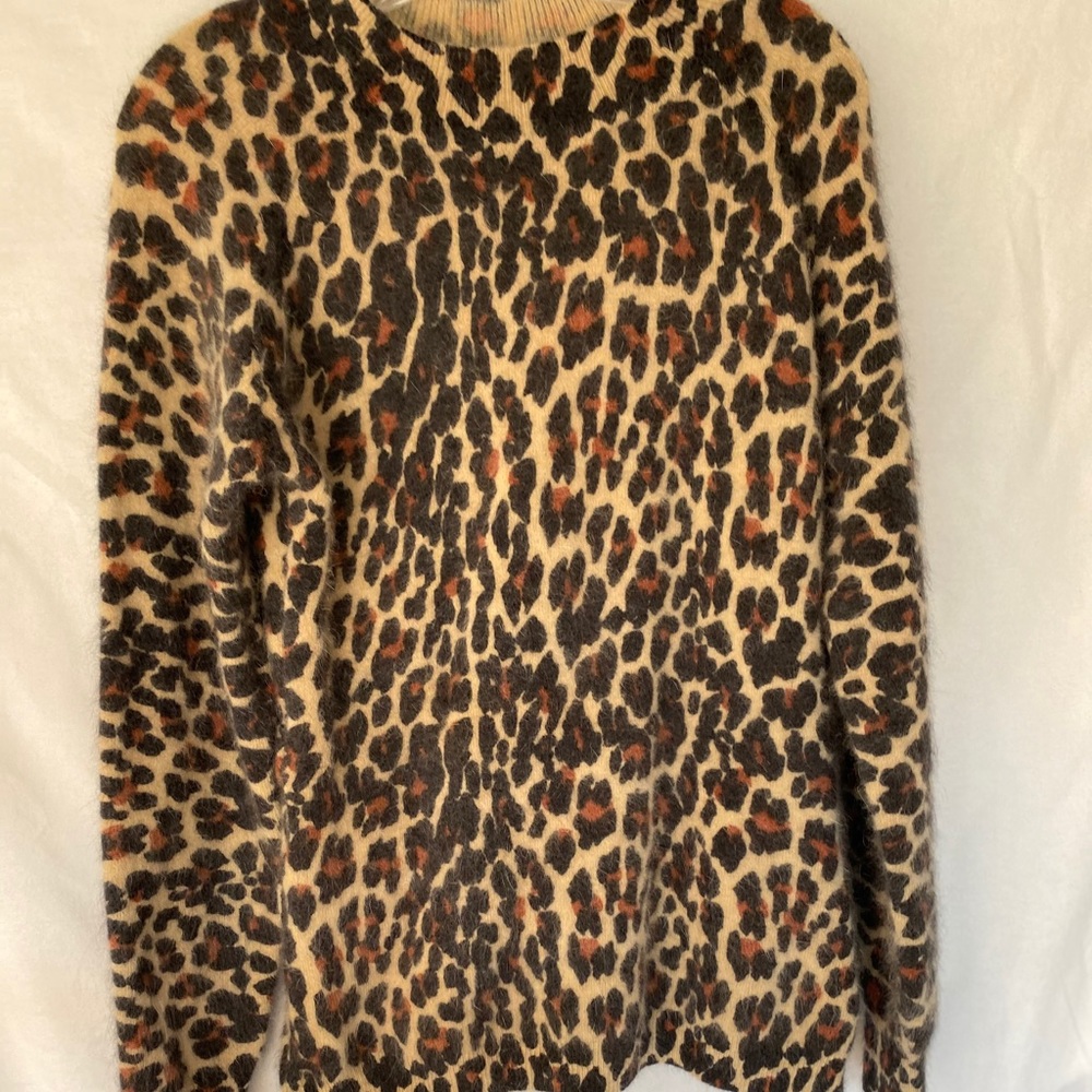 Manoush Sweater